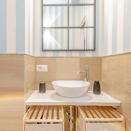 Gate - Luxury Gæstehus 4*