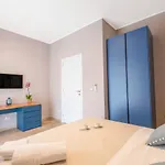 Gate - Luxury Bari